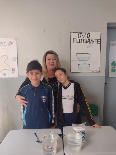 Escola LeocÃ¡dio JosÃ© Correia realizou a Feira de CiÃªncias com os Alunos do 5Âº ano